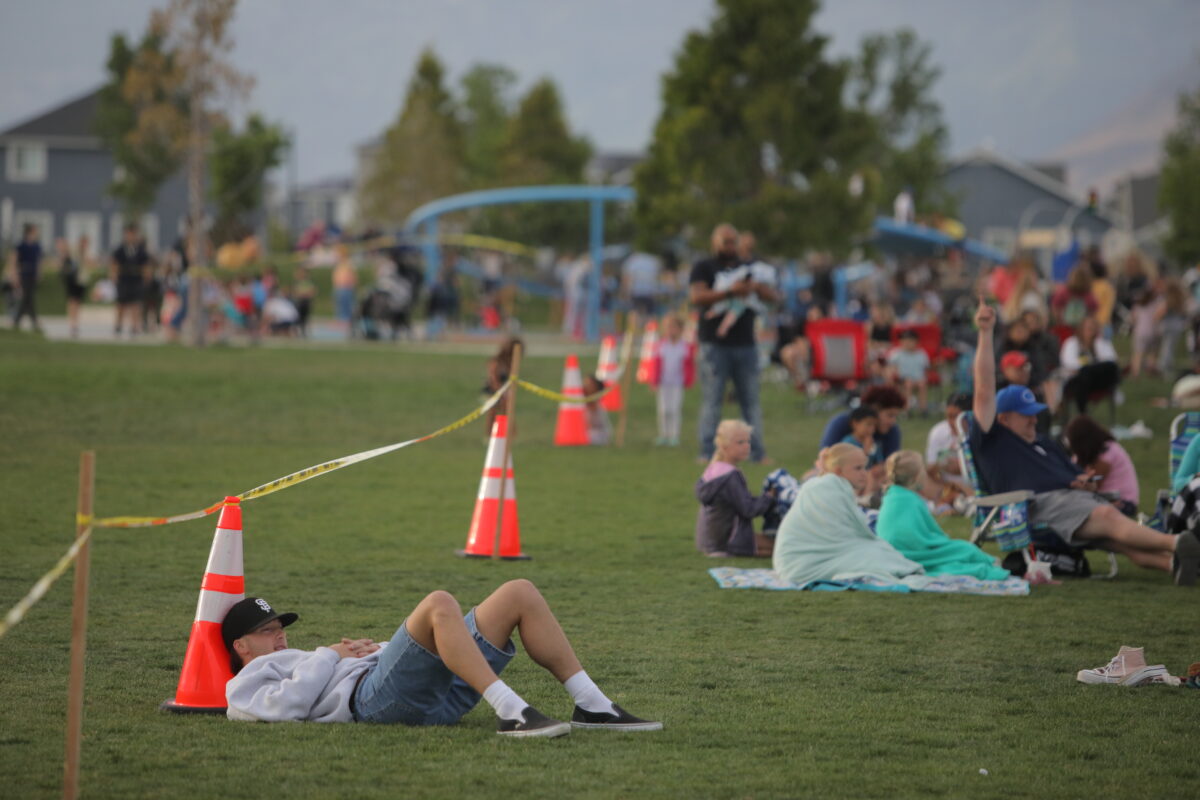 Vineyard Days delights residents with concert, fireworks and more